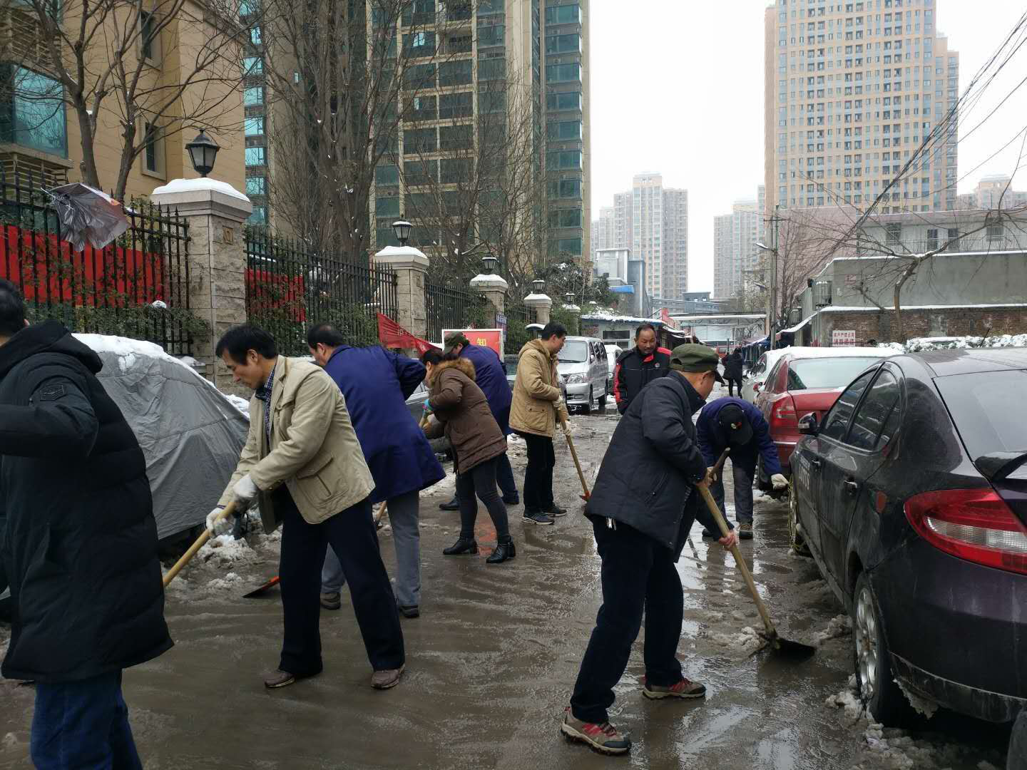 “以雪为令，御雪奋战” 西安工业投资集团再行动